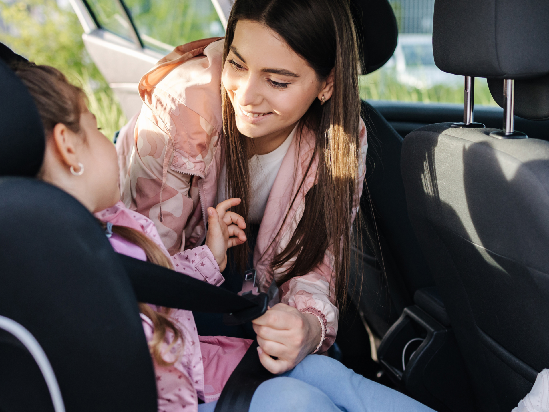 Kindersicherheit im Auto: Sicher unterwegs mit cambio