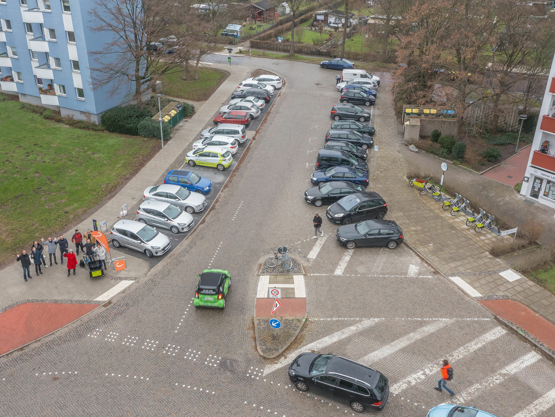 Bremen Vahr: cambio eröffnet achte CarSharing-Station in Kooperation mit der GEWOBA