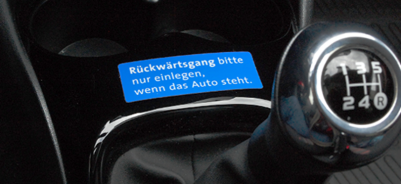 Hinweisschild Rückwärtsgang