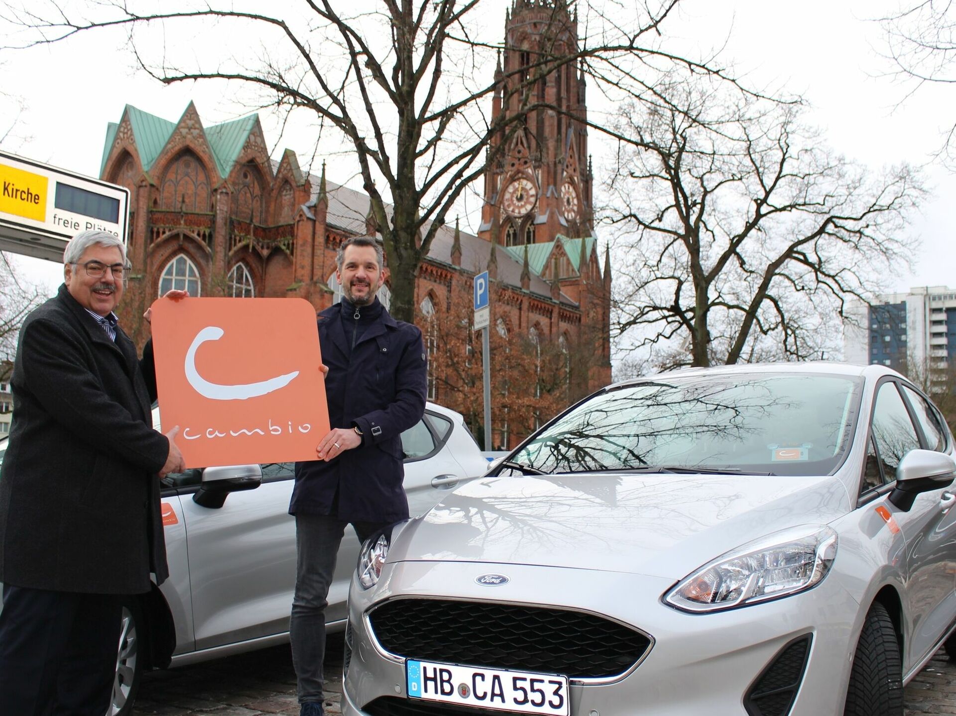 Oberbürgermeister Melf Grantz eröffnet neue CarSharing-Station in der Bremerhavener Innenstadt