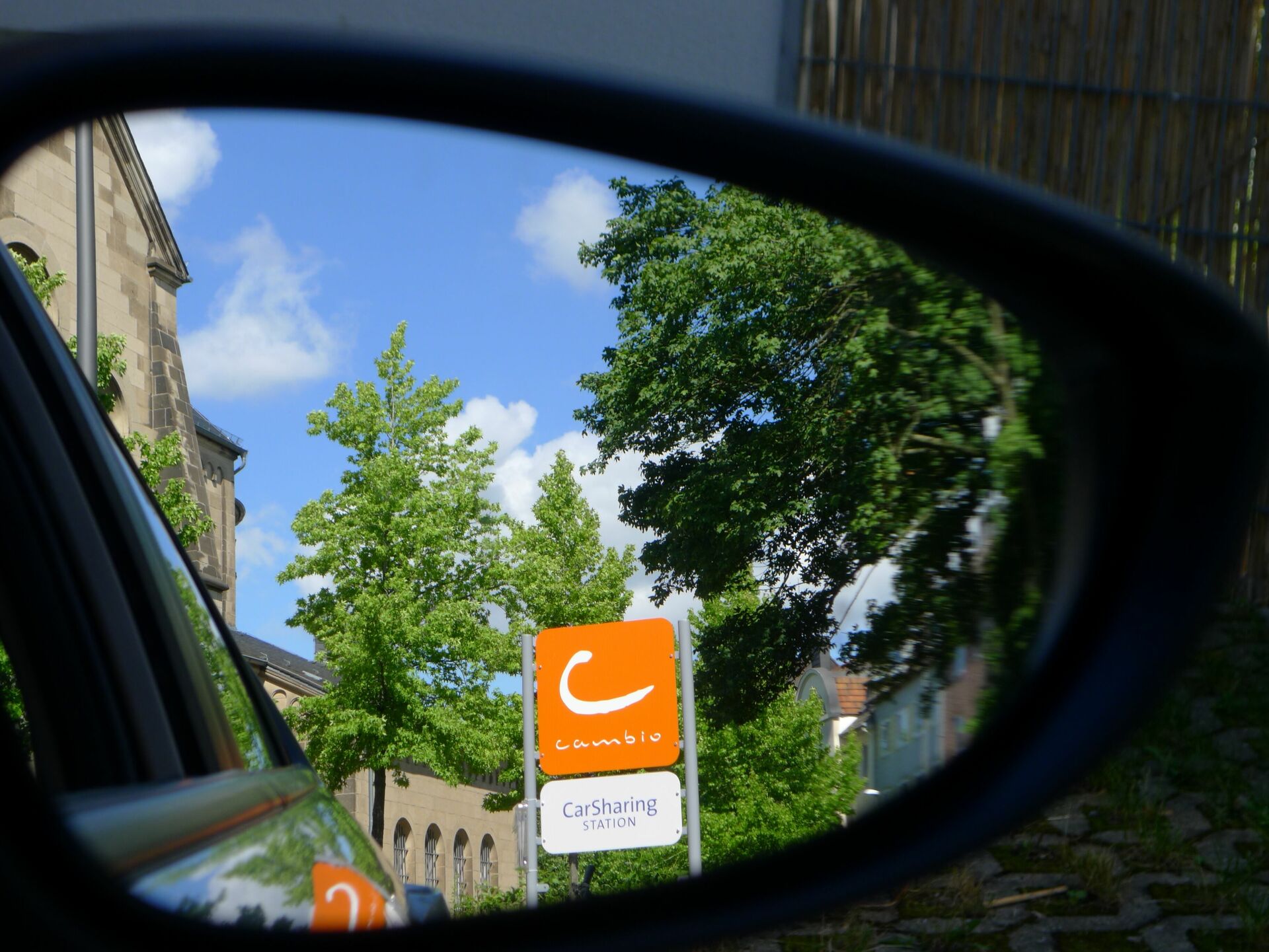 CarSharing in Hürth: cambio eröffnet dritte Station im „Quartier im Grüngürtel“
