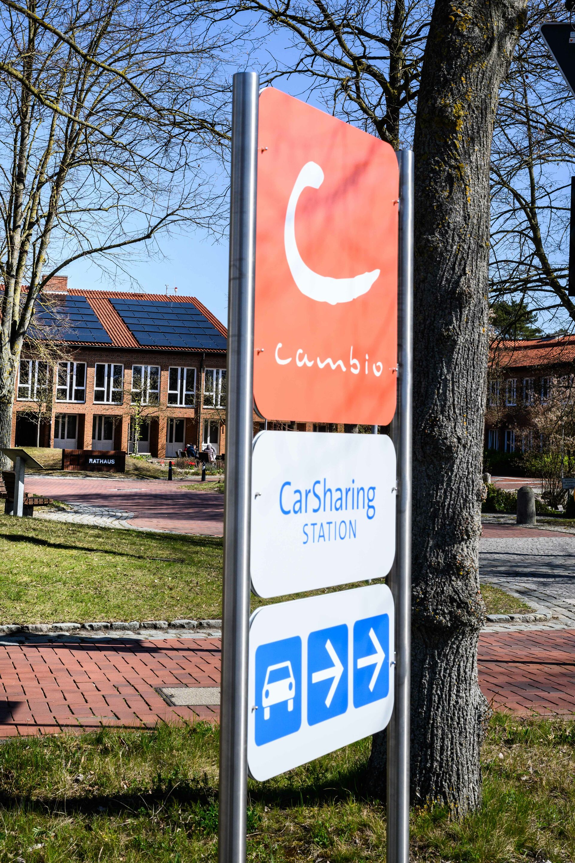Stationsschild an der CarSharing-Station.