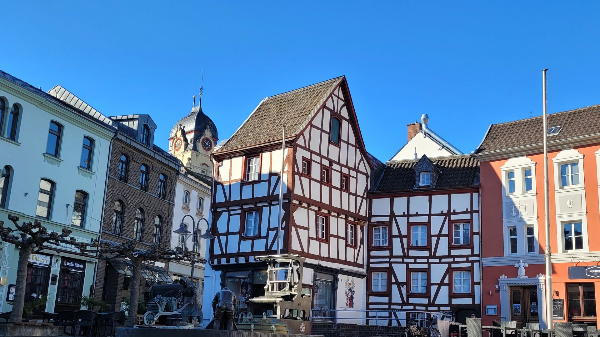 Alter Markt mit Gewerbebrunnen in Euskirchen